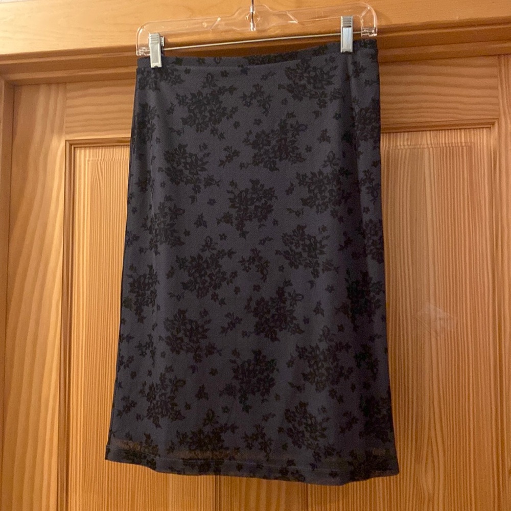 Grey and black skirt, knee length